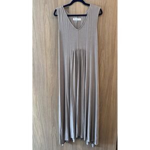 Free People FP Beach Maxi Dress Sz Small Taupe Sleeveless Boho Flowy V Neck Maxi